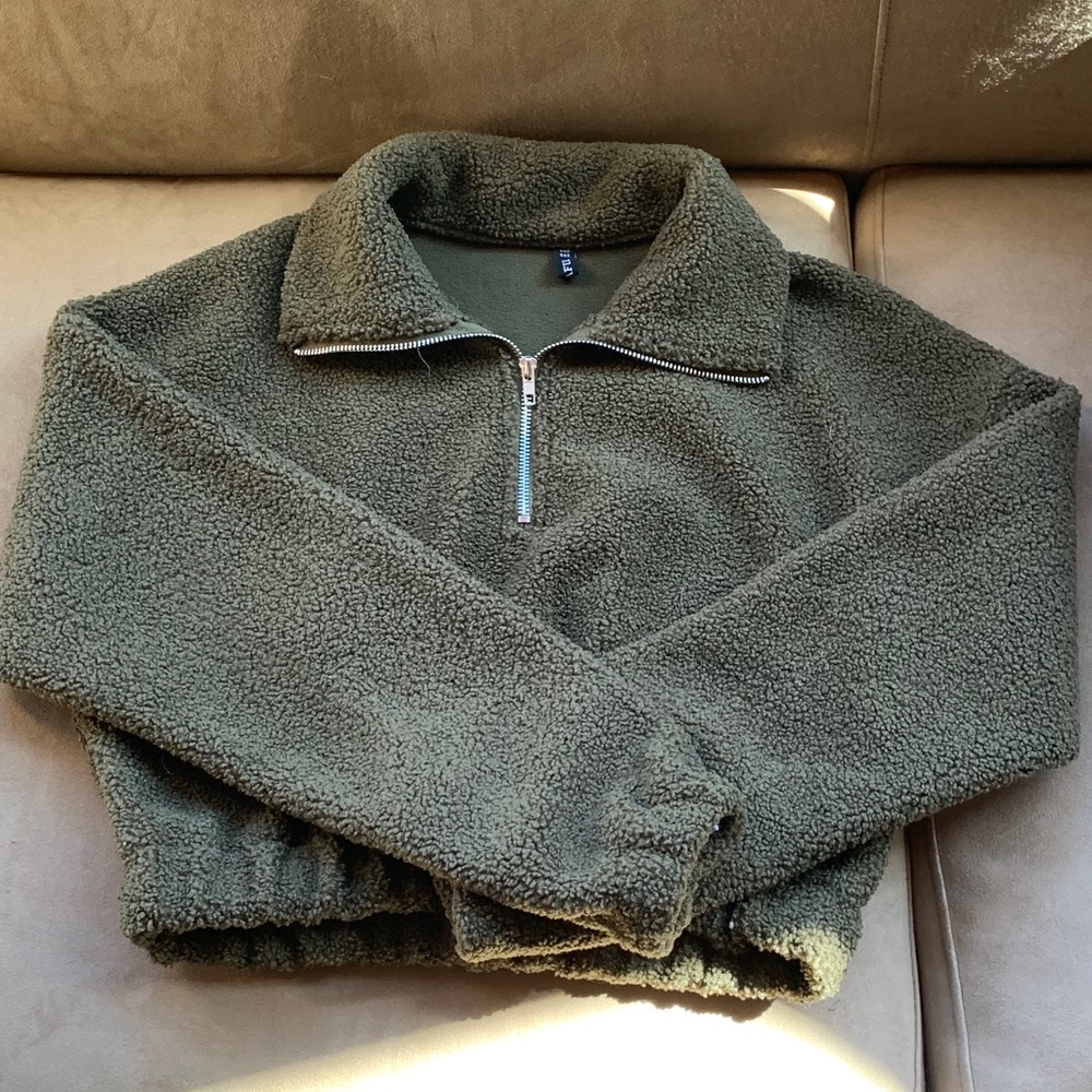 Zaful army green crop quarter zip sweatshirt!